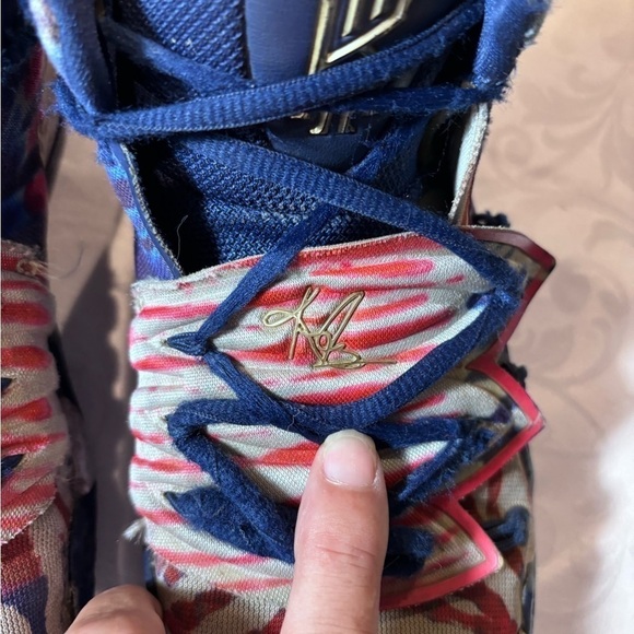 Nike Kybrid What The USA Size 5year Basketball Shoe CV0097-400 - Picture 2 of 8